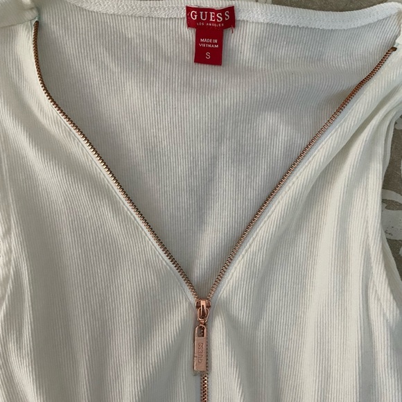 Guess half zipper tops - Picture 5 of 8